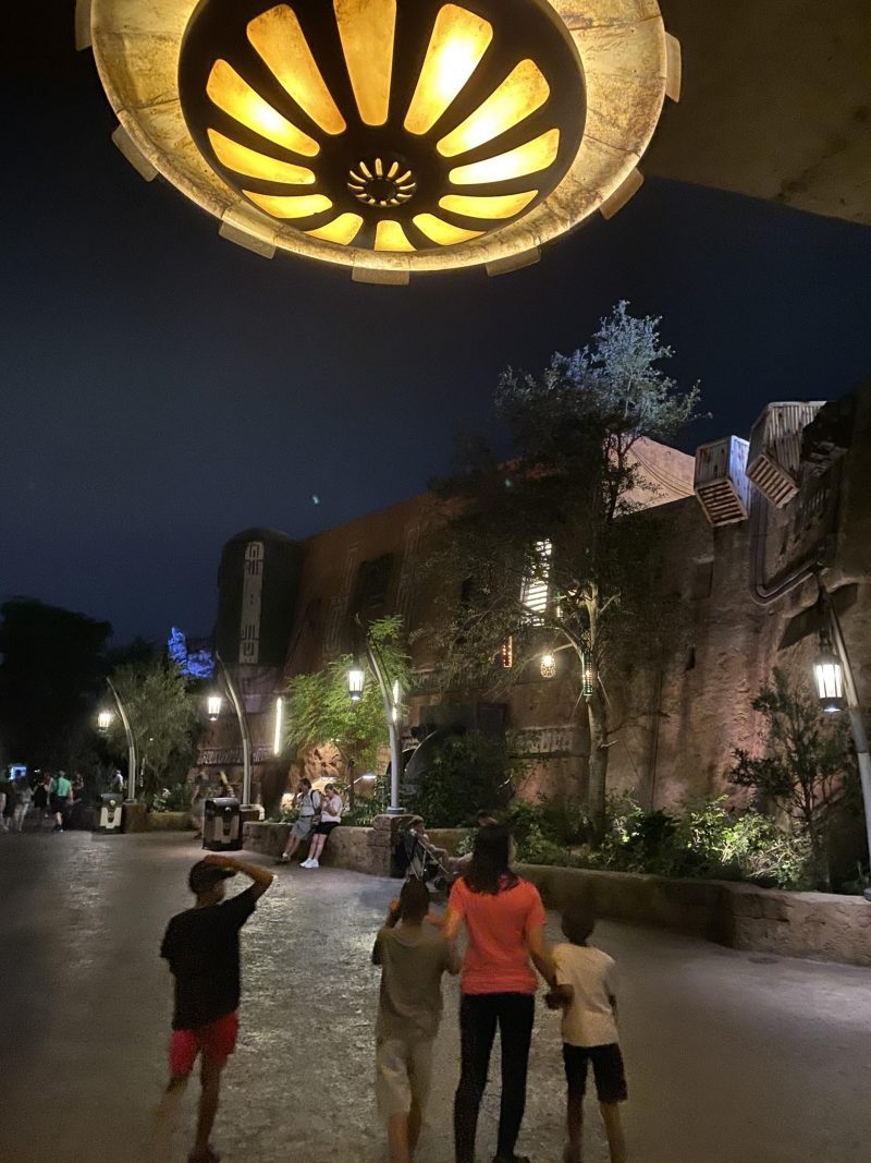 Star Wars Galaxy's Edge